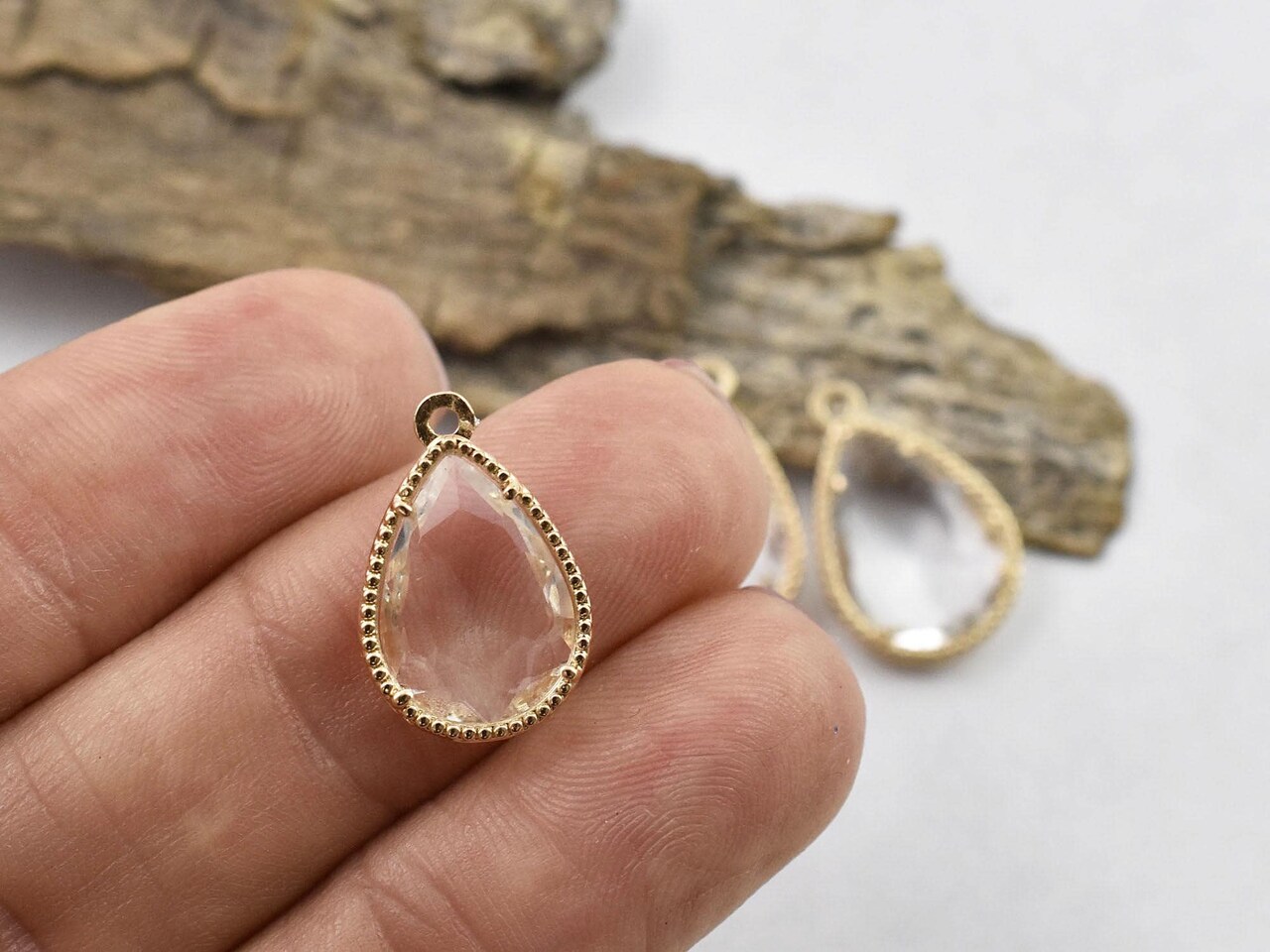 *5* 18x12mm Gold Plated Faceted Clear Glass Teardrop Pendants